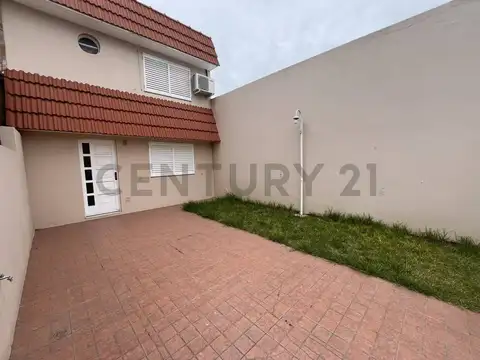 CASA VENTA EN LOS HORNOS 3 DORMITORIOS DUPLEX