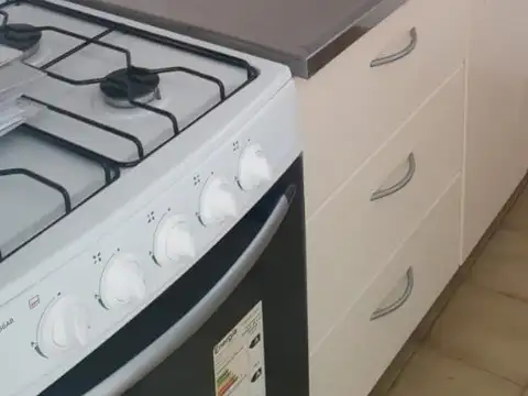 Hermoso Dpto frente a la Facultad de Medicina y Odontología. Muy Luminoso. LLAMAR AL 3416-968888