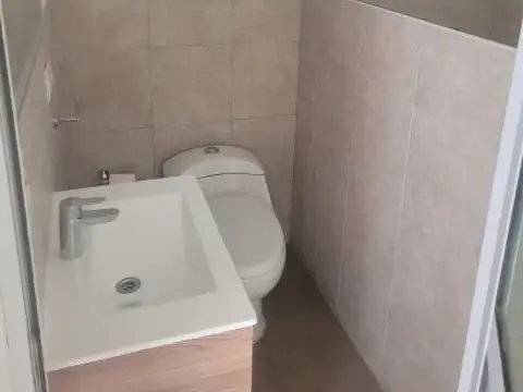 Depto Tipo Casa en Alquiler de 3 ambientes