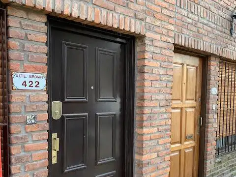 Almirante Brown al 400