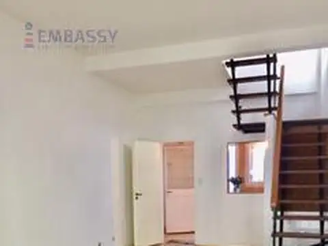 Depto Tipo Casa en Venta 50 años