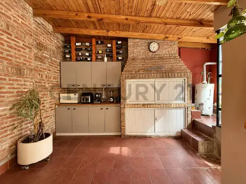 VENTA PH 6 AMB - SIN EXPENSAS Y TERRAZA PROPIA - ALMAGRO