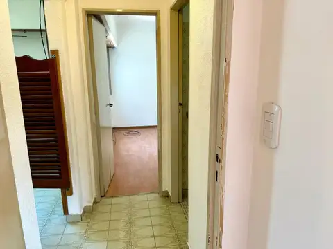 Depto Tipo Casa en Venta 50 años