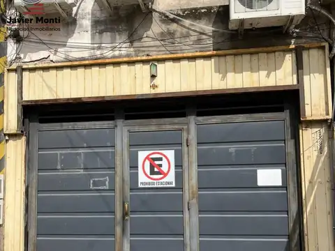 COCHERA EN VENTA - En zona centrica