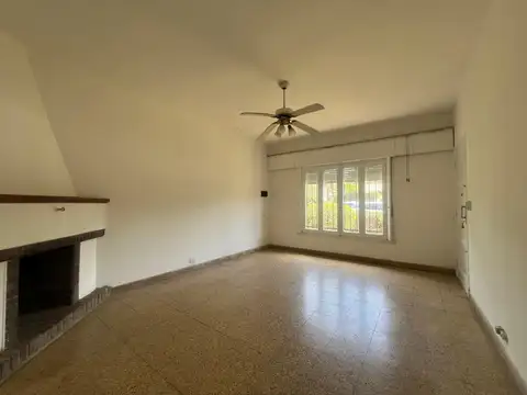 Casa en Alquiler en Bella Vista, USD 1.000
