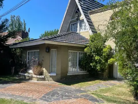 Granadero JB Baigorria.Barrio parque Los Rosales