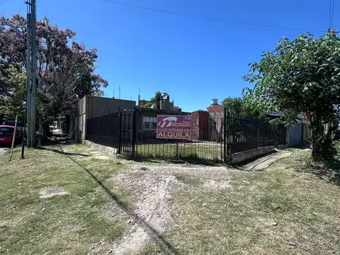 Casa - Alquiler - Argentina, La Matanza -  SOBERANIA NACIONAL  2492