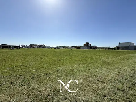 Terreno en venta en el Barrio Lares de Canning