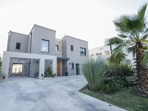 CASA en VENTA en El Rocio - Canning