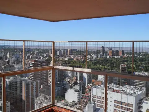 Departamento 6 ambientes con 4 baños