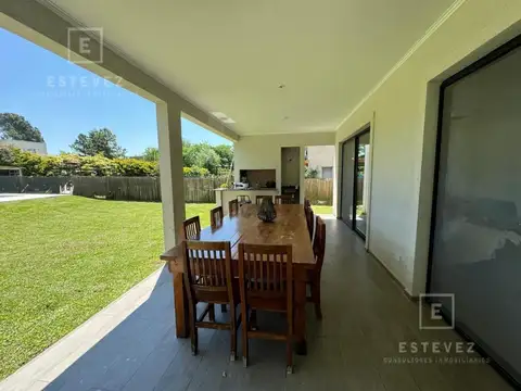 Casa en Venta al Noroeste