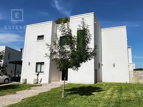 Casa sobre lote interno, A3