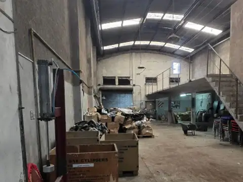 Galpon Alquiler a 6 cuadras de ruta 8