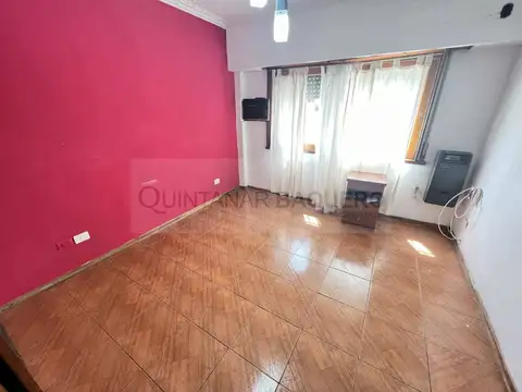 Depto Tipo Casa en Alquiler en Pompeya, $ 1.250.000