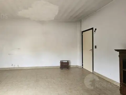 Depto Tipo Casa en Venta 50 años