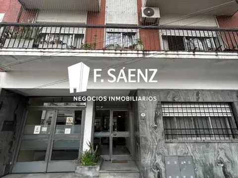 Departameto con terraza, quincho y cochera propia