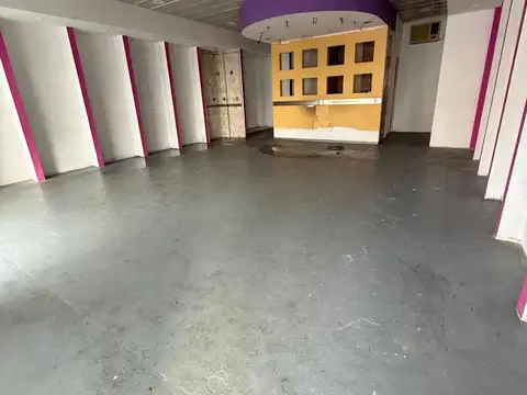 Local en Alquiler en Quilmes, USD 900