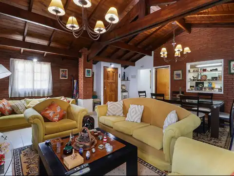 Casa en Venta en Belen De Escobar, USD 165.000