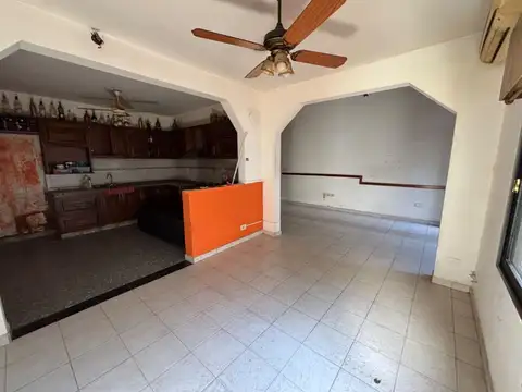Depto Tipo Casa en Venta 35 años
