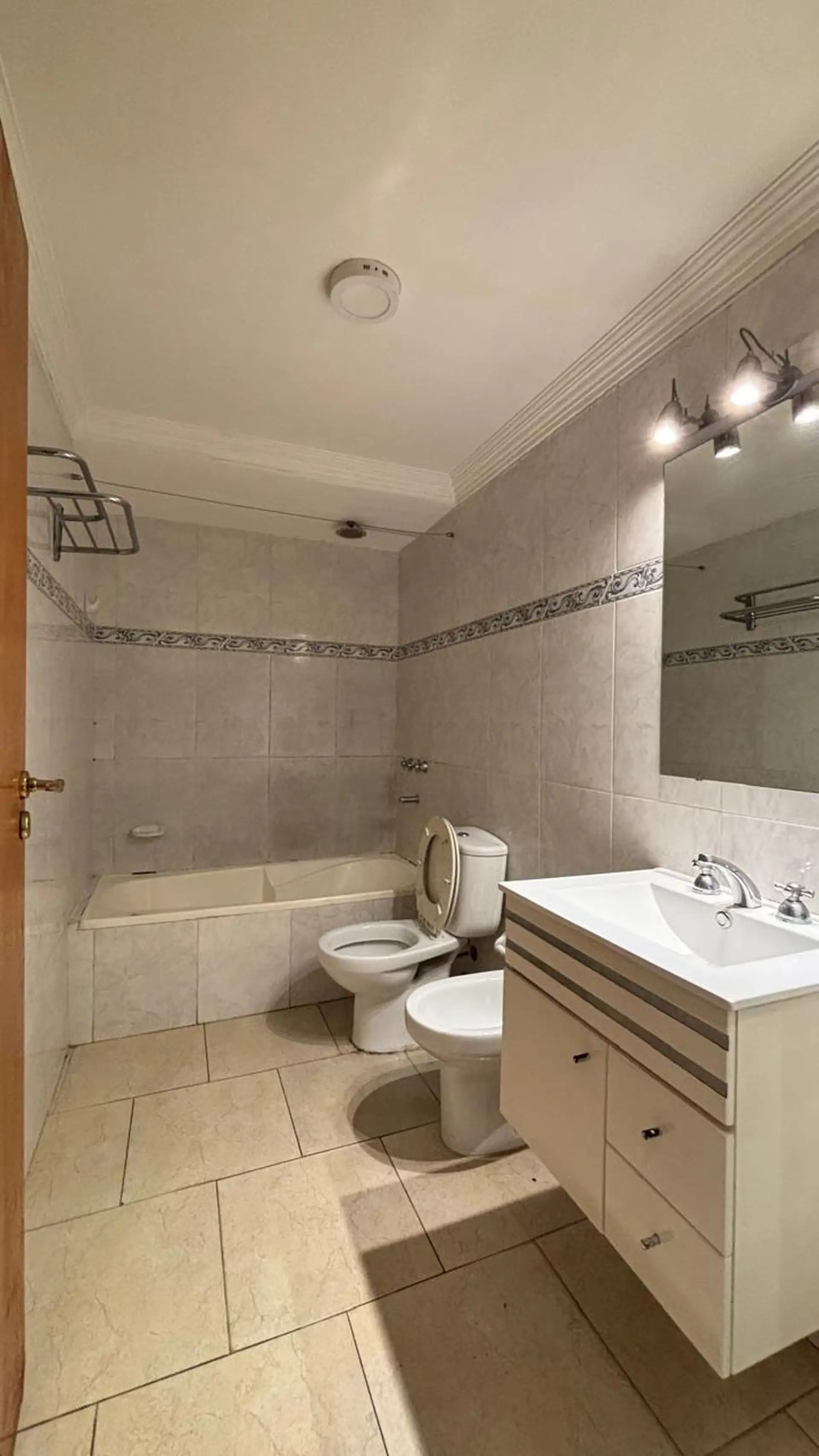 DEPARTAMENTO  EN ALQUILER EN MATADEROS
