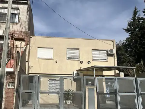 Duplex en Venta 4 ambientes - Florida Oeste