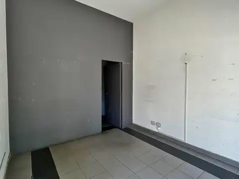 Local Comercial en Alquiler en Morón – Salta al 200, a Metros de la Universidad de Morón