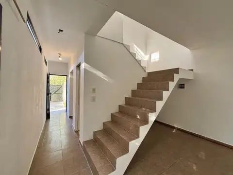VENTA CASA 2 PLANTAS 3 AMB PELLEGRINI 2 VILLA ROSA
