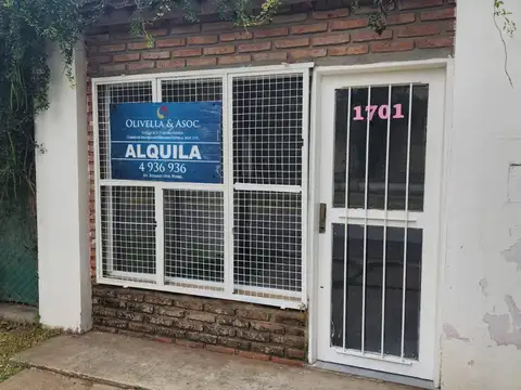 Local en alquiler frente a Colegio 125