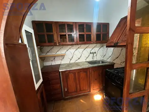 Casa 4 ambientes con 1 baño