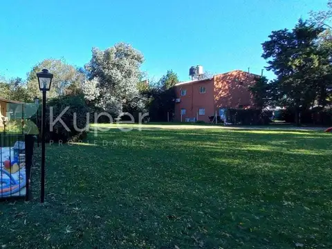 Casa Quinta con gran parque y pileta Pilar ctro, ideal emprendimiento