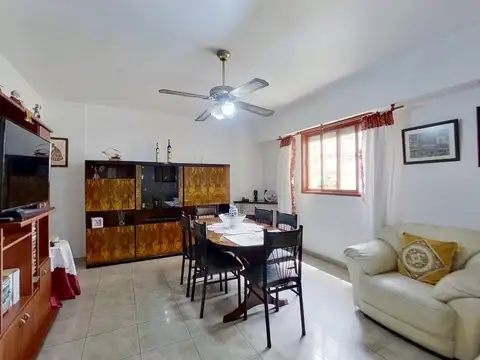 DEPARTAMENTO 4 AMBIENTES CON LAVADERO