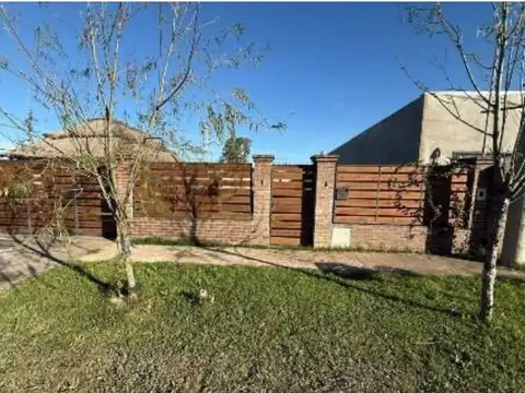 Casa en Puerto Gral San Martin