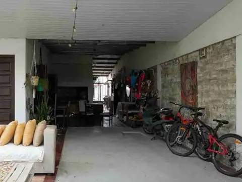 CASA EN VENTA BARRIO LANCEROS, RECONQUISTA
