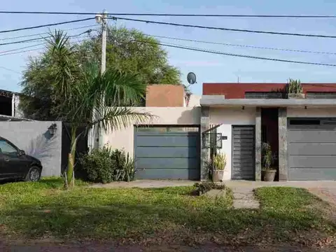 CASA EN VENTA BARRIO LANCEROS, RECONQUISTA