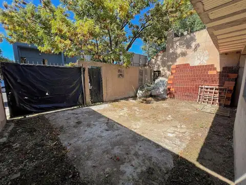 Lote para 8 unidades construcción avanzada