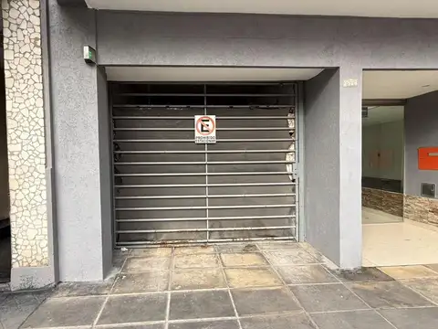 Rio de Janeiro 900 Bloque de cocheras-Local-Deposito, 150mts, 2 Entradas Venta Parque Centenario