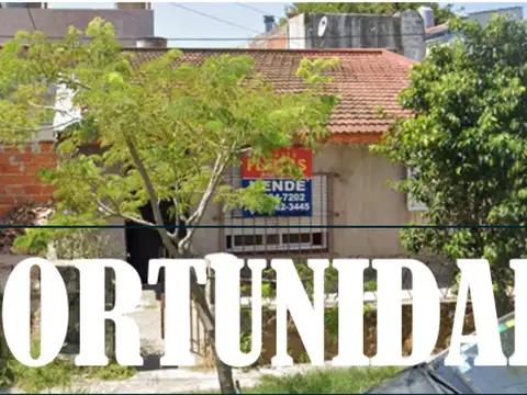 casa en venta en Isidro Casanova