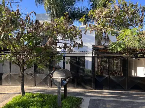 Torrieri 221 entre Chacabuco y Alberdi