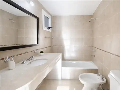 Amplio monoambiente en piso exclisuvo en Zona Rio 