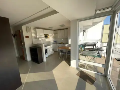 Venta de amplio monoambiente en Zona Rio 