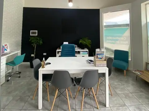 Local en Alquiler en Centro, $ 395.000