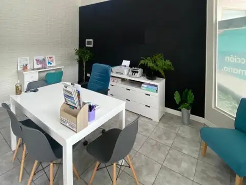 San Jose 1600, Piso 1