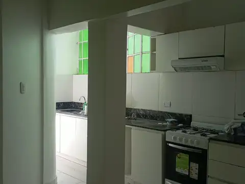 Salta 100, Piso 1