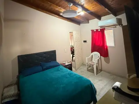Casa 2 ambientes con 2 baños