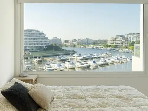 Departamento en Alquiler con 2 cocheras