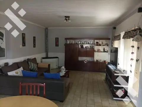 Venta 4.8 Hectáreas con CASA - Cipolletti - Rio Negro