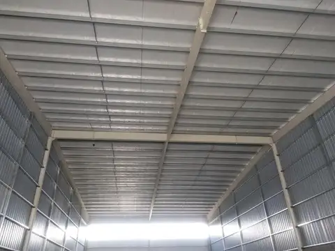 Galpon en Alquiler A Estrenar