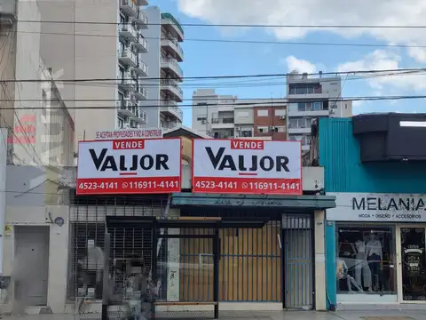 Excelentes Locales en Block con vivienda sobre la avenida en plena zona comercial!!!