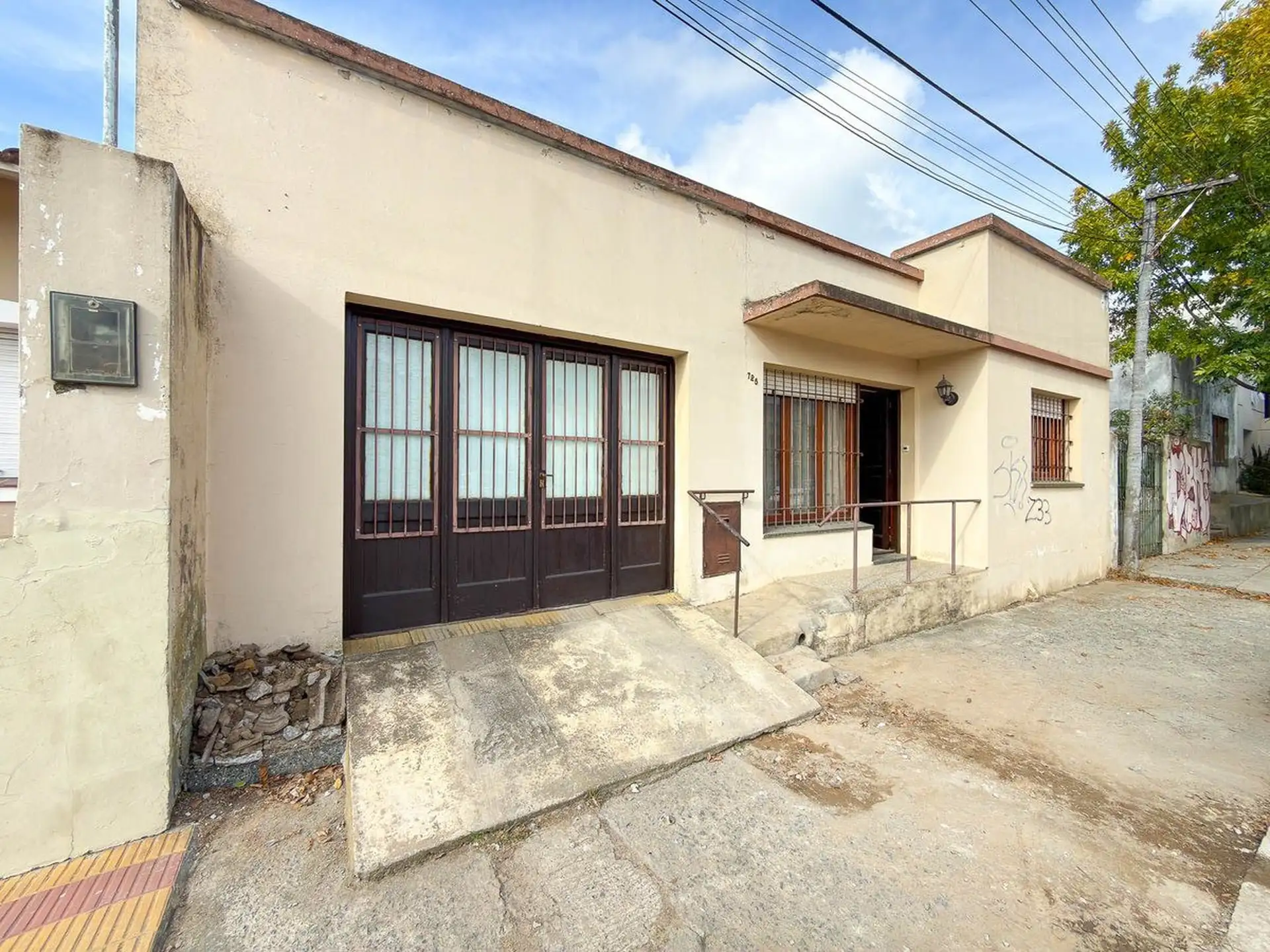 VENTA CASA 2 DORMITORIOS ZONA CALVARIO TANDIL
