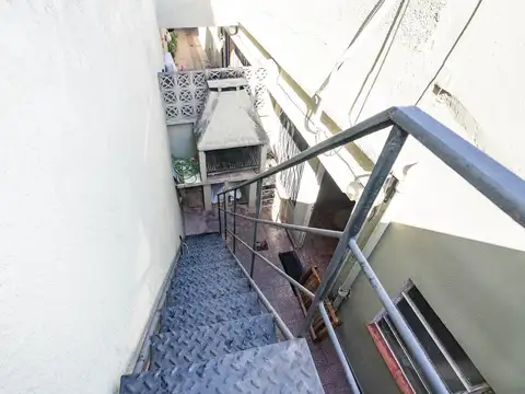 Depto Tipo Casa en Venta al Sureste